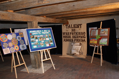 Galeria Wystawa uczniów w spichlerzu
